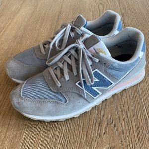 New Balance 996
